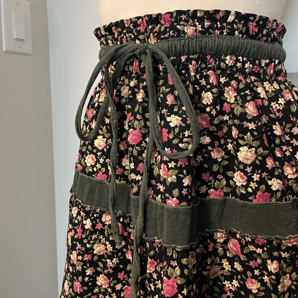 Gorgeous vintage tiered floral prairie skirt xs/s - Picture 4 of 8